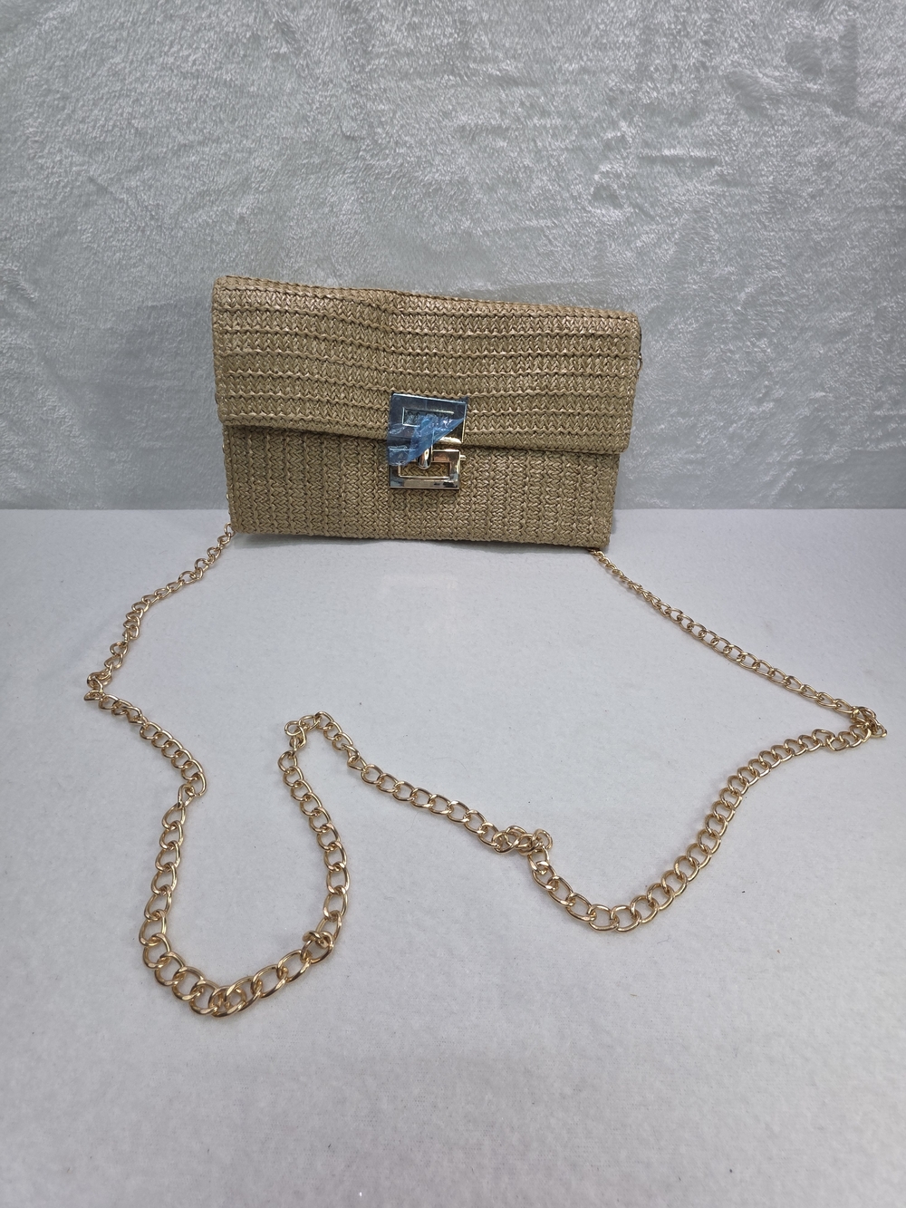 Woven Straw Clutch Crossbody Bag with Removeable Gold Chain NEW